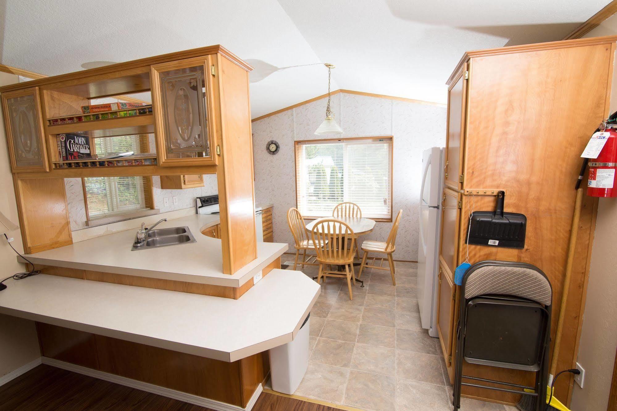 Whaler'S Rest Rv & Camping Resort Holiday Beach Екстериор снимка