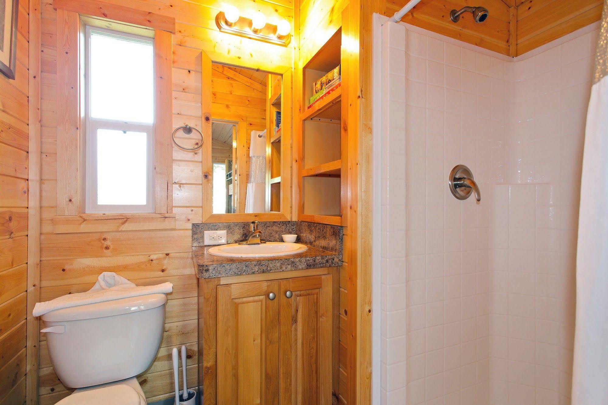 Whaler'S Rest Rv & Camping Resort Holiday Beach Екстериор снимка