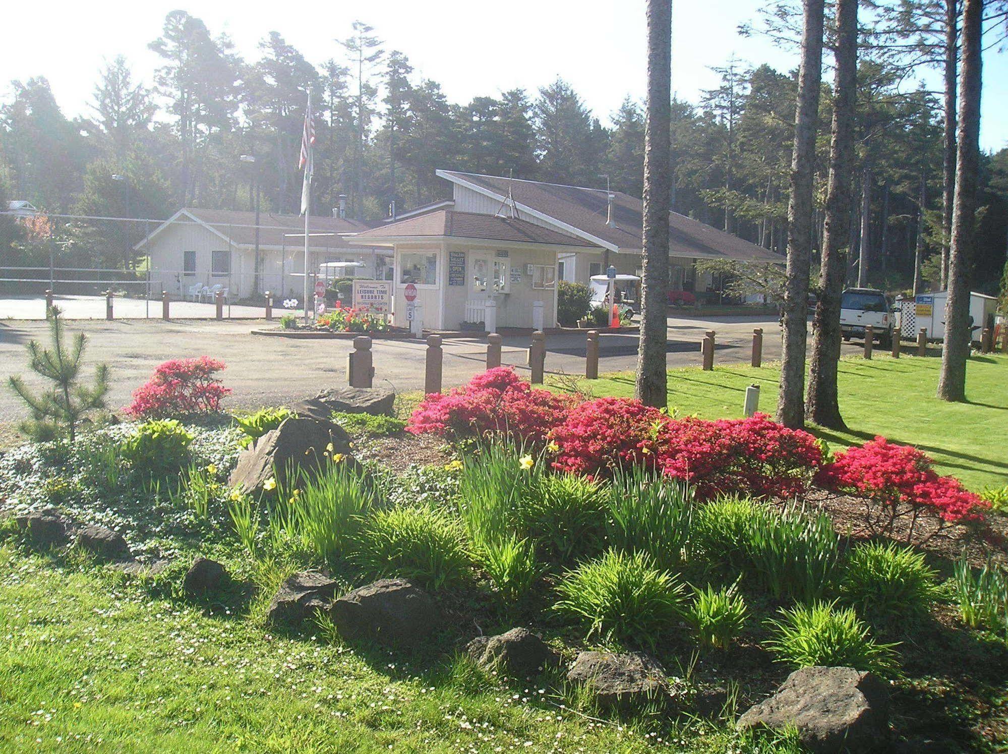 Whaler'S Rest Rv & Camping Resort Holiday Beach Екстериор снимка